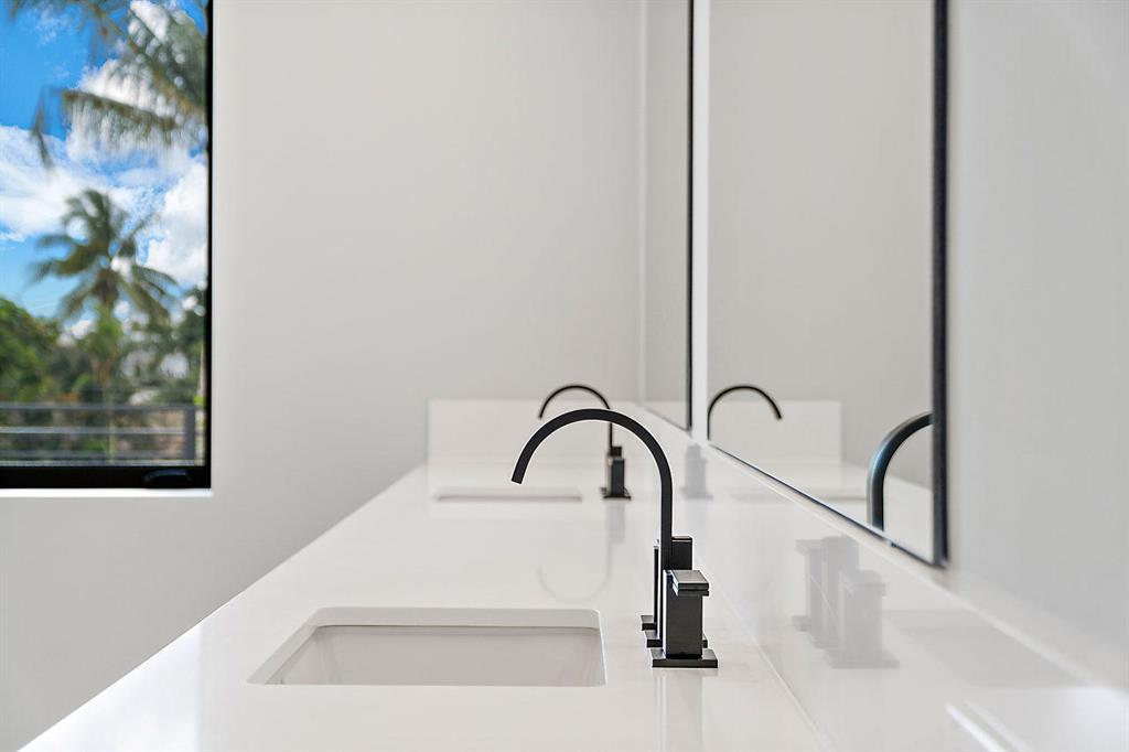 North Palm Trail - Residential