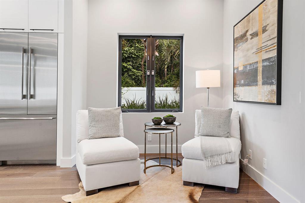 North Palm Trail - Residential