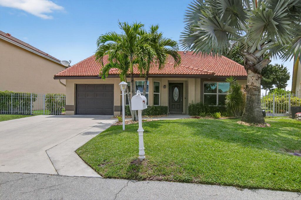 Photo of 11080 Lakeaire Circle, Boca Raton, FL 33498 (MLS # R11097667)