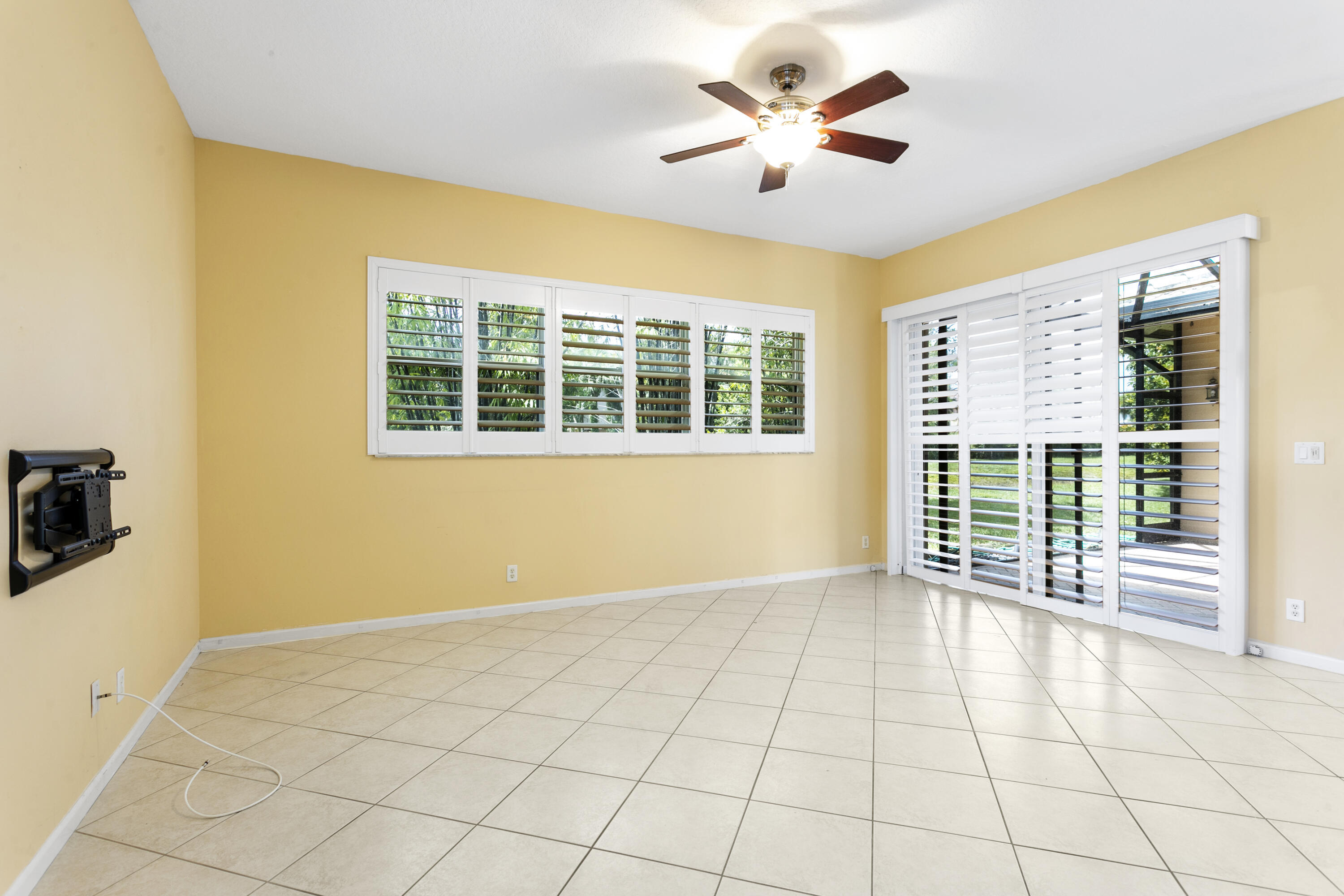 WHITEHORSE ESTATES 2 - Residential