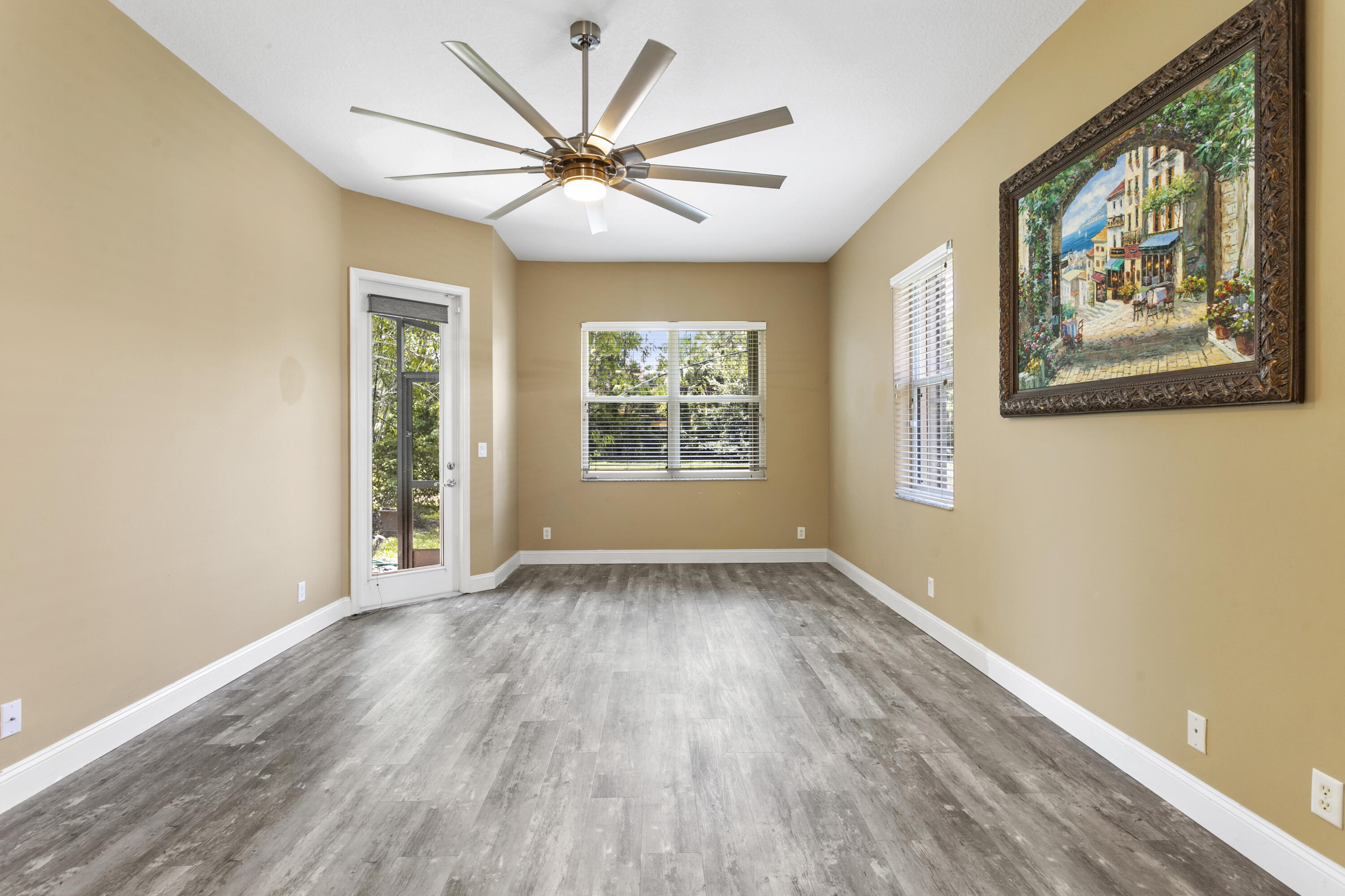 WHITEHORSE ESTATES 2 - Residential