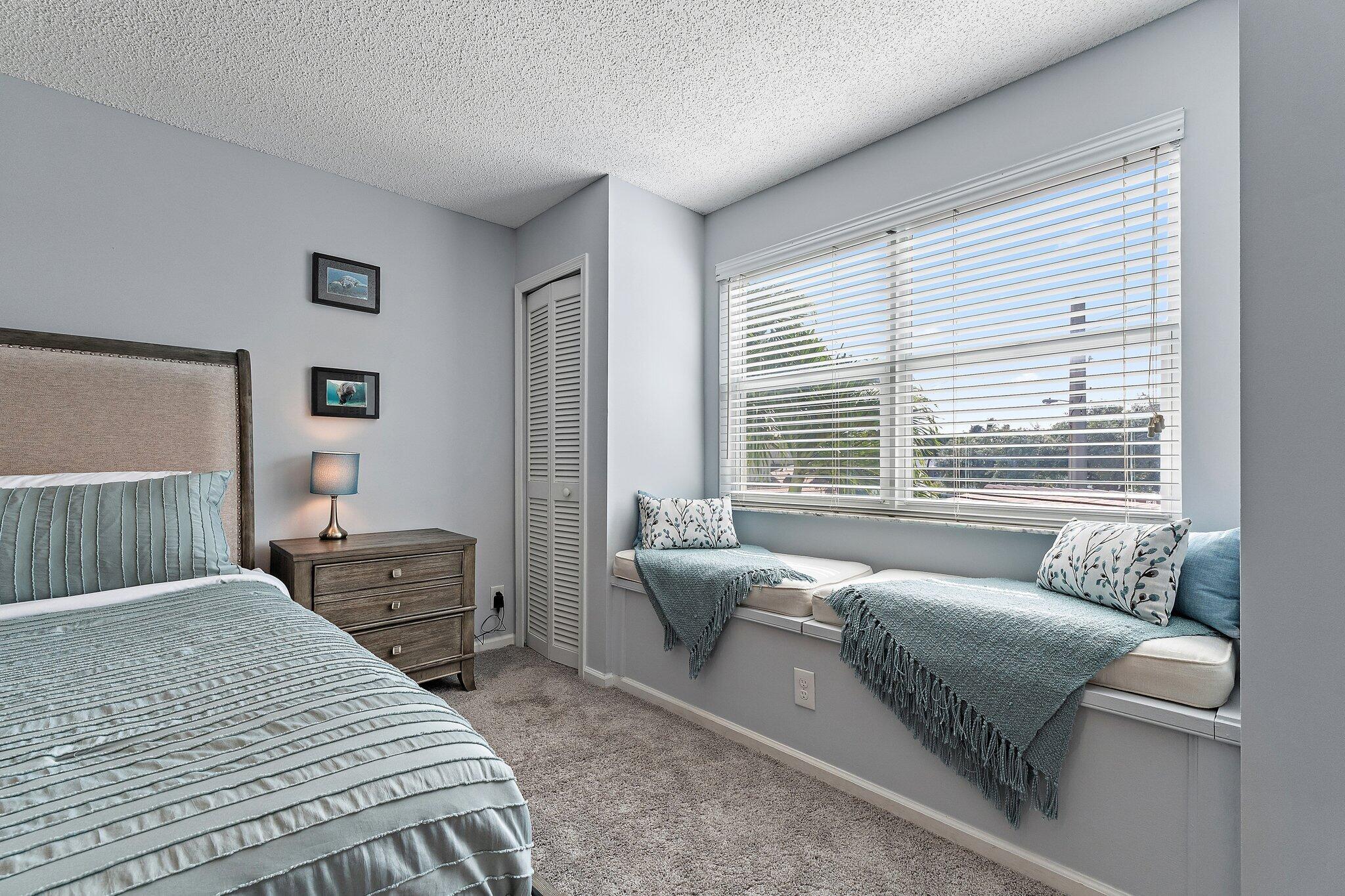 BEACHCOMBER CONDO - Residential Lease