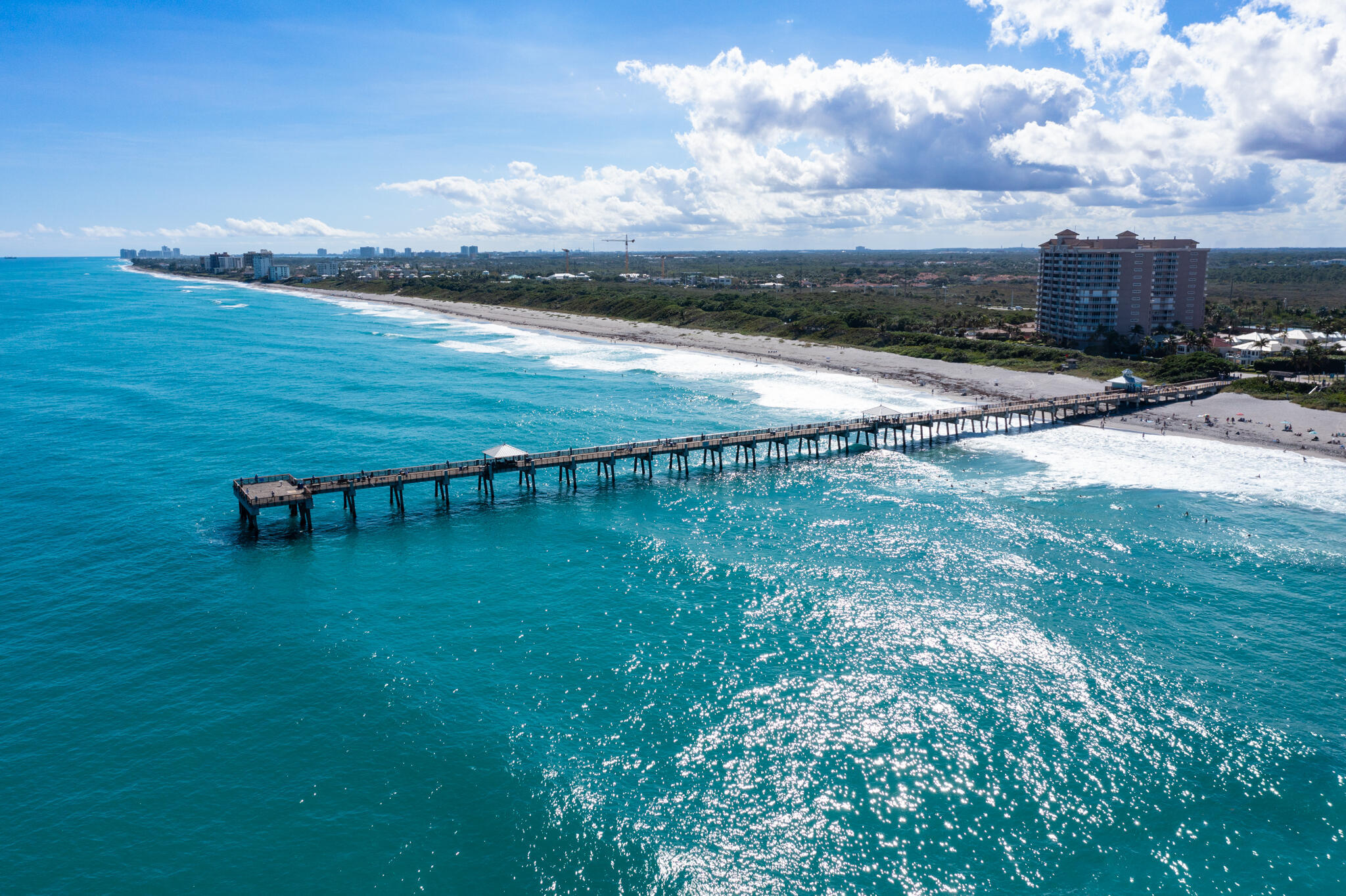 BEACHCOMBER CONDO - Residential Lease
