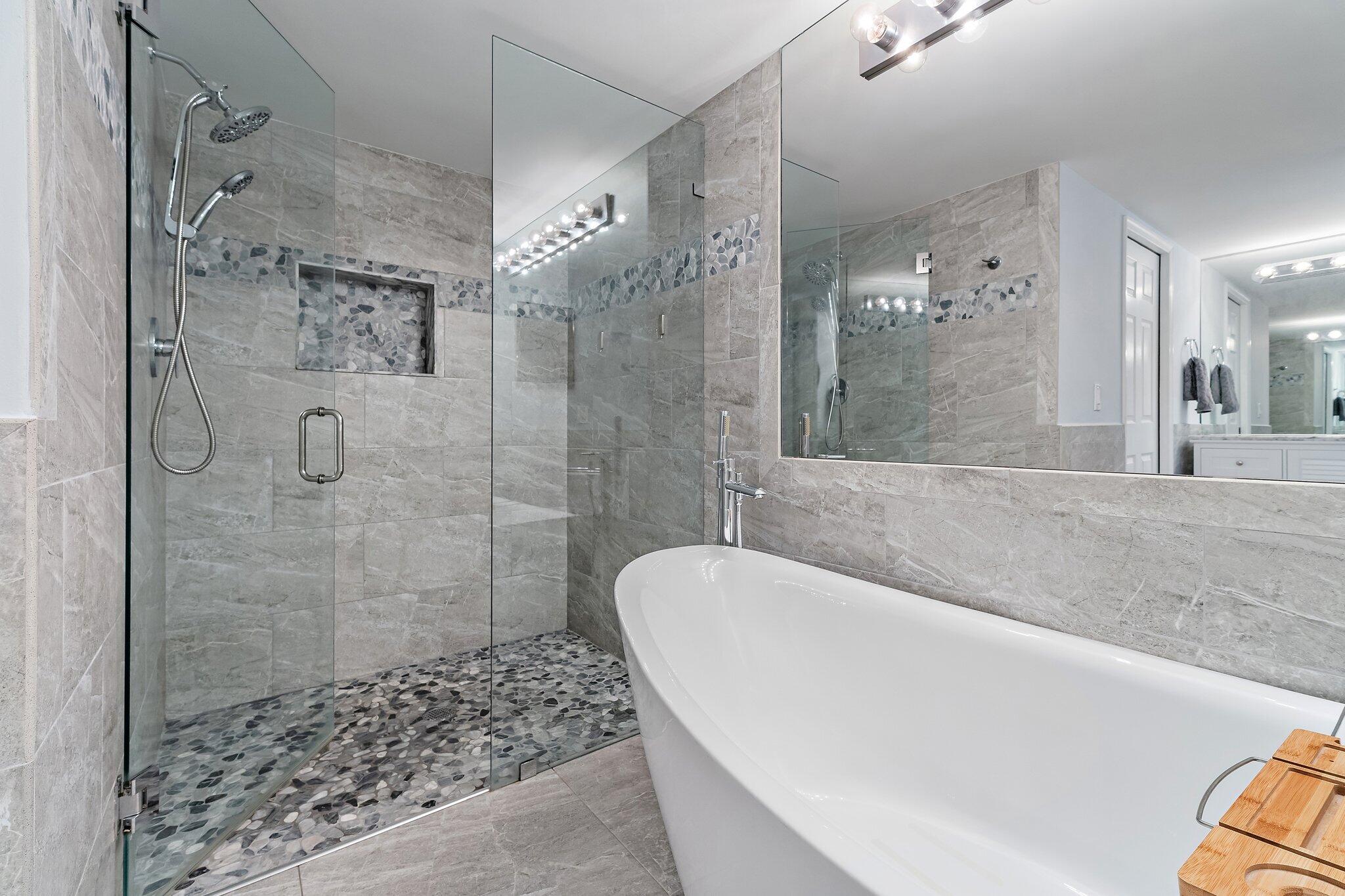 BEACHCOMBER CONDO - Residential Lease