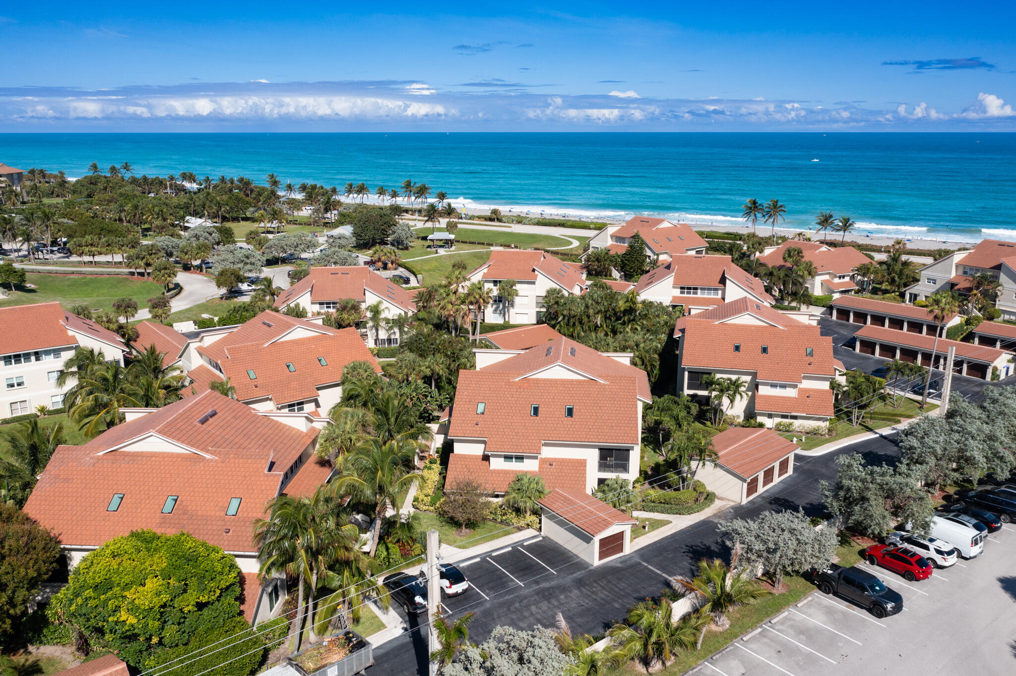 BEACHCOMBER CONDO - Residential Lease