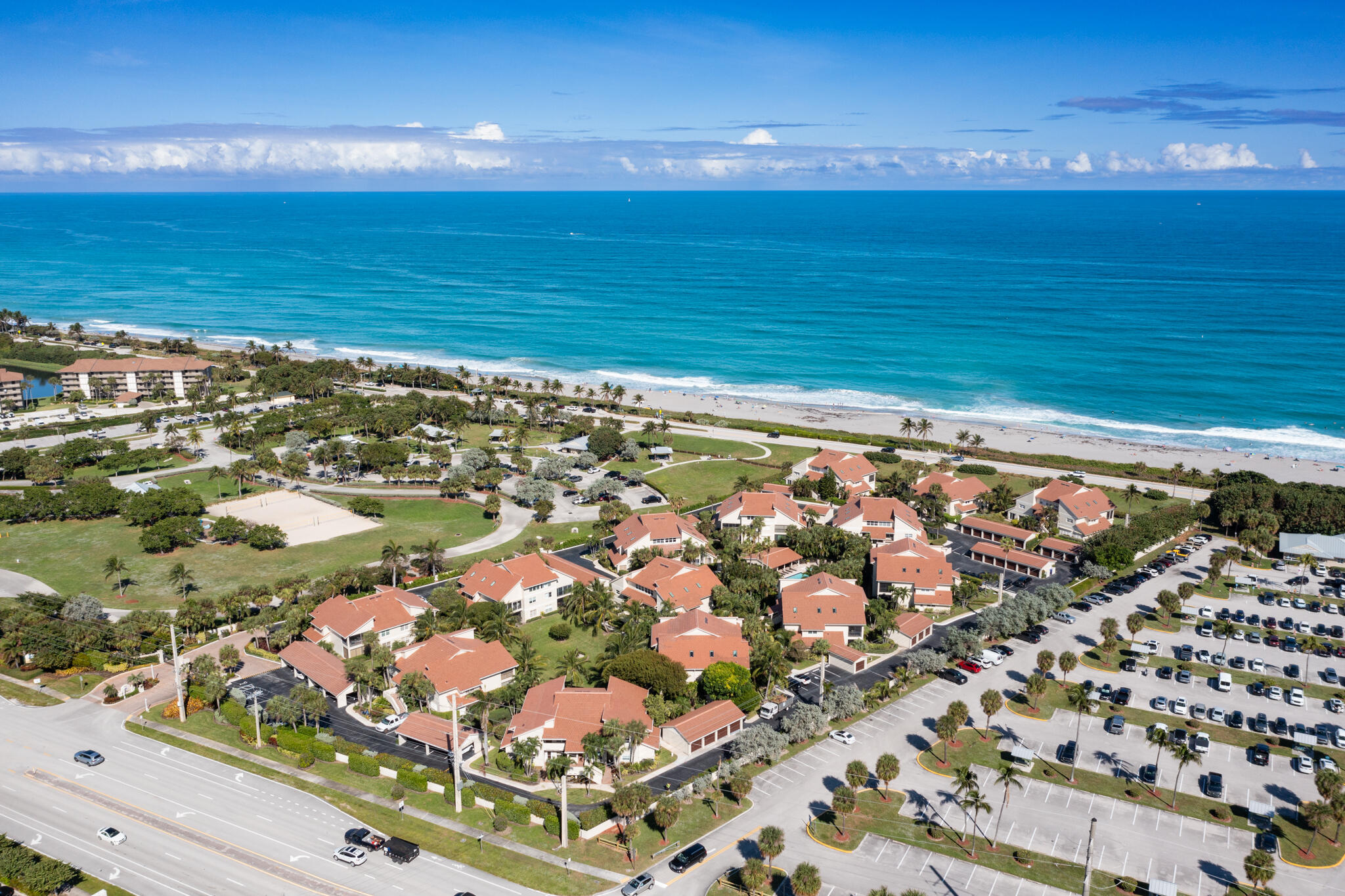 BEACHCOMBER CONDO - Residential Lease
