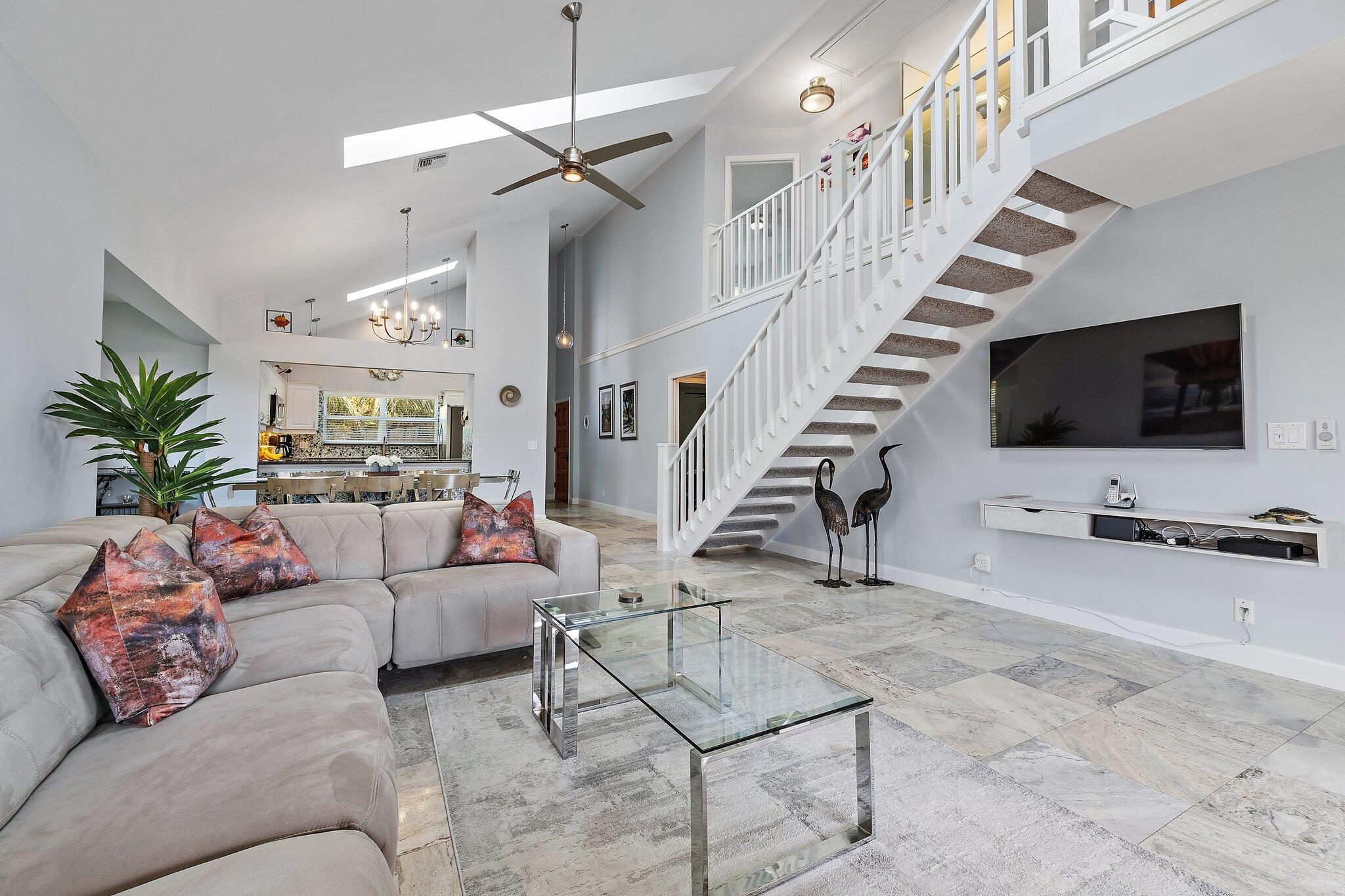 BEACHCOMBER CONDO - Residential Lease