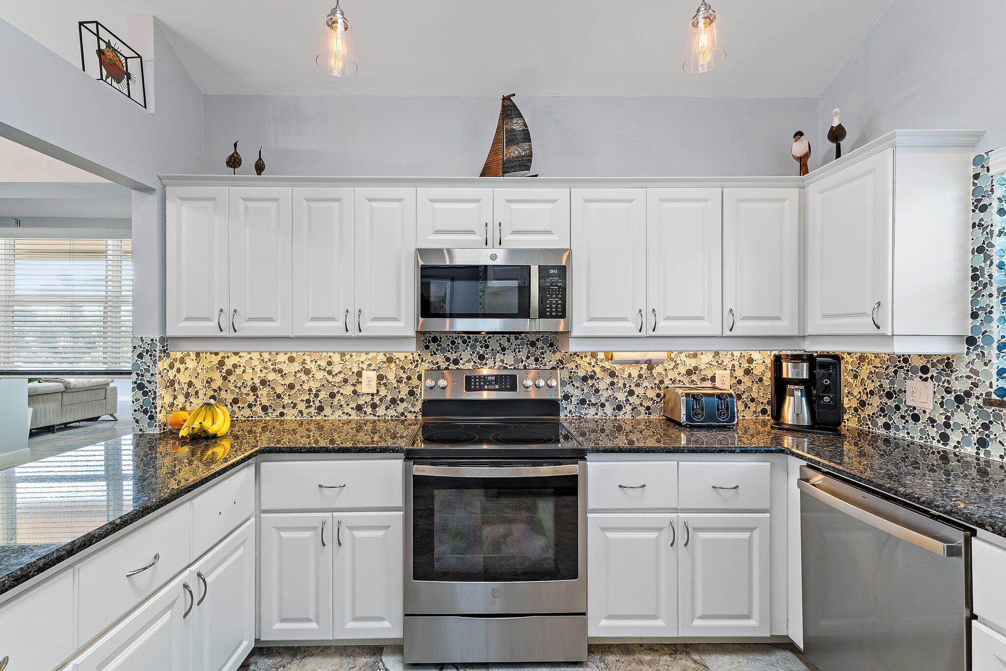 BEACHCOMBER CONDO - Residential Lease