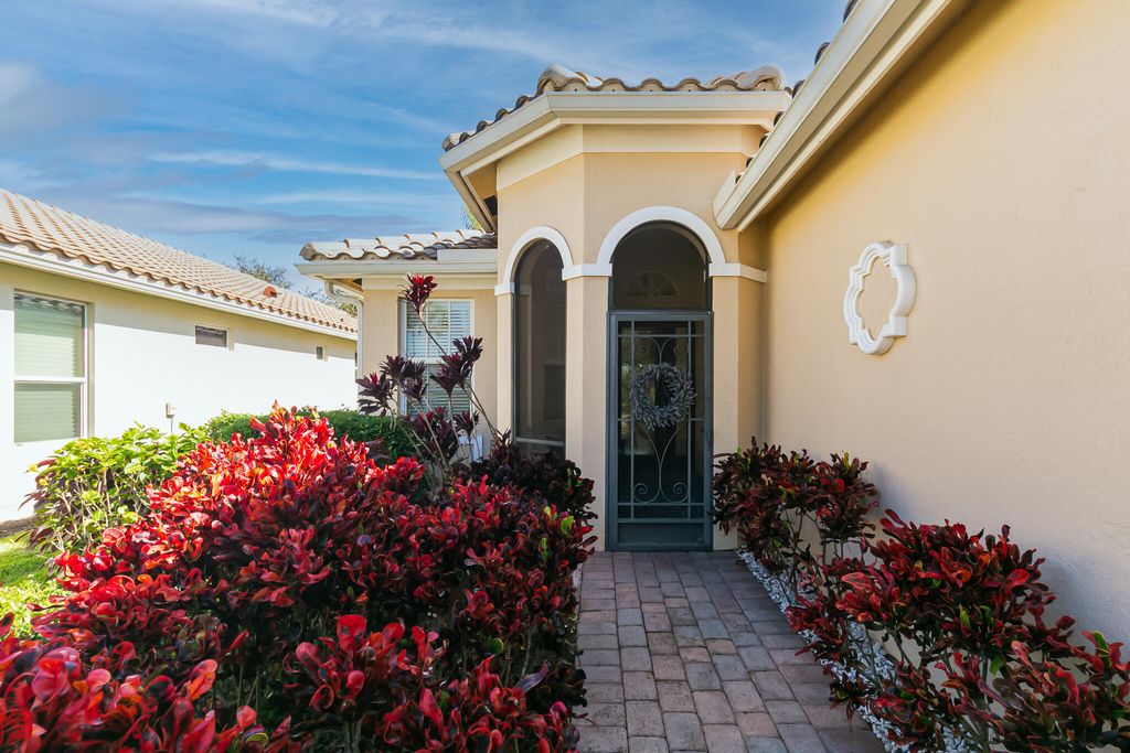 Photo of 10068 SW Oak Tree Circle, Port Saint Lucie, FL 34987 (MLS # R11159557)