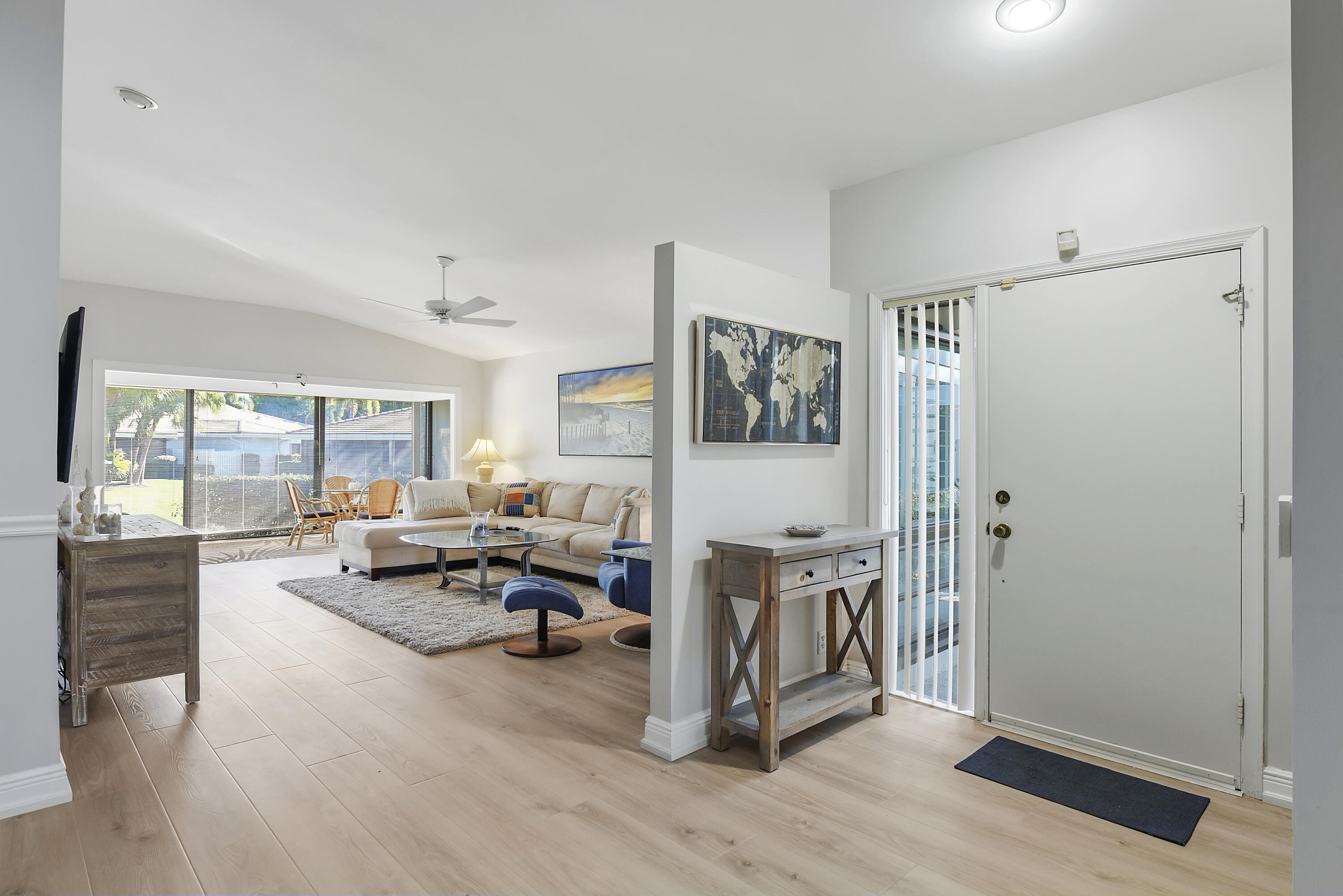 WINDWARD AT JONATHANS LANDING - Residential Lease