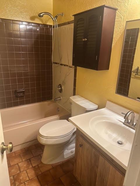 PALM-AIRE VILLAGE 4TH SEC - Residential Lease