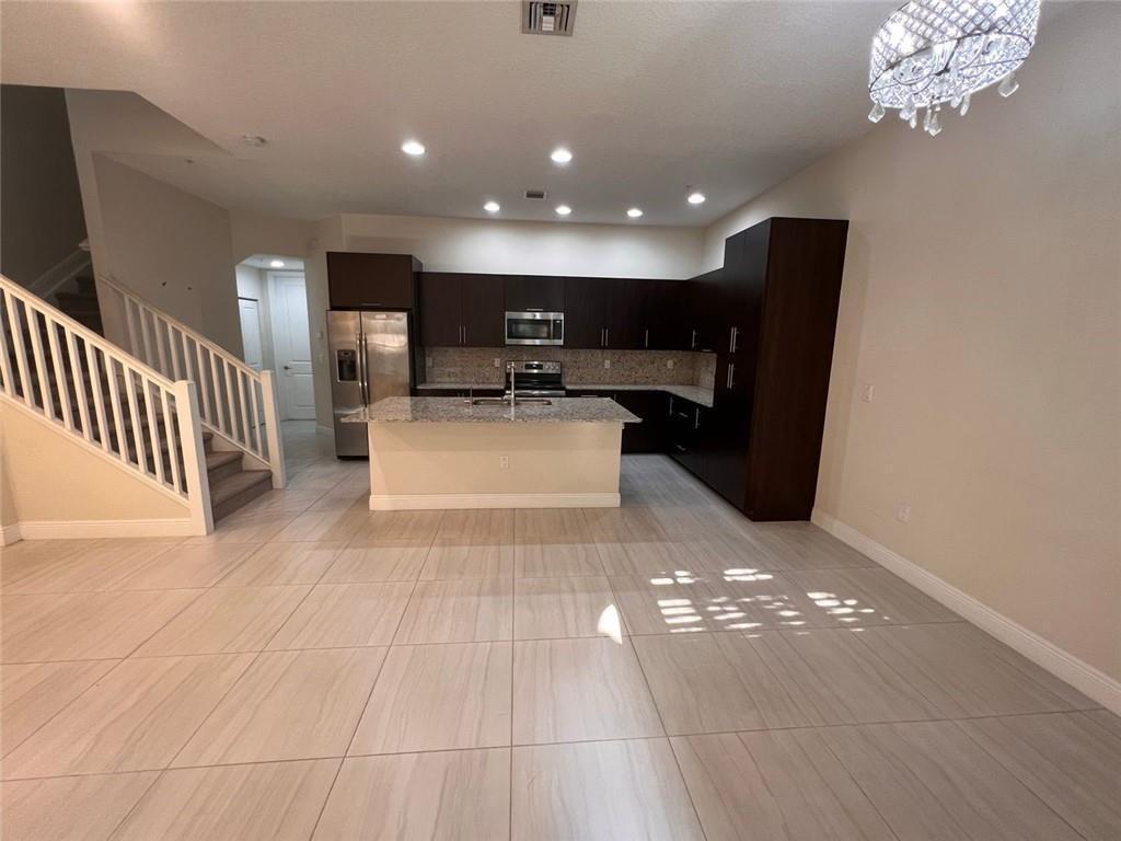 Central Falls West - Residential Lease