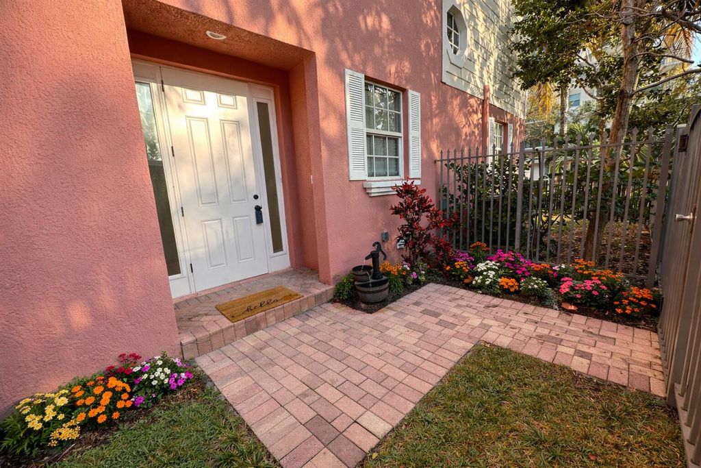 Photo of 3213 NE 5th Street #201, Pompano Beach, FL 33062 (MLS # F10550870)