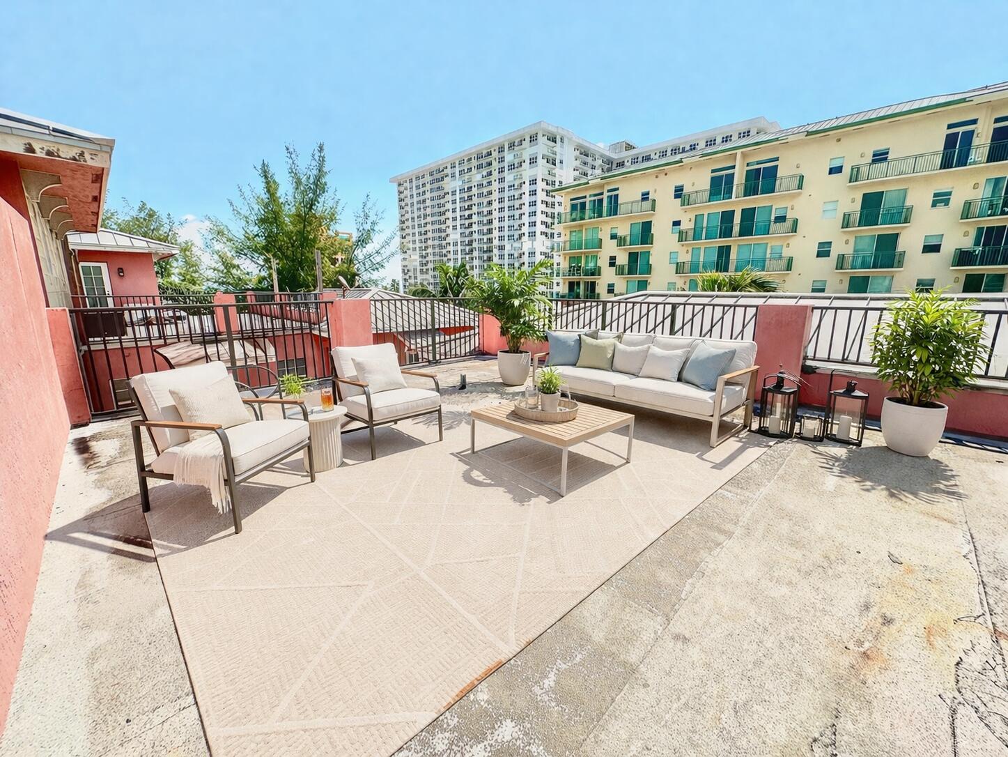 3213 NE 5th Street 201