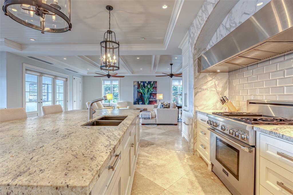 HARBOR BEACH - Residential Lease