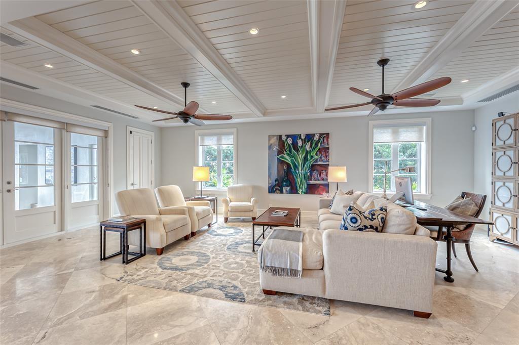 HARBOR BEACH - Residential Lease