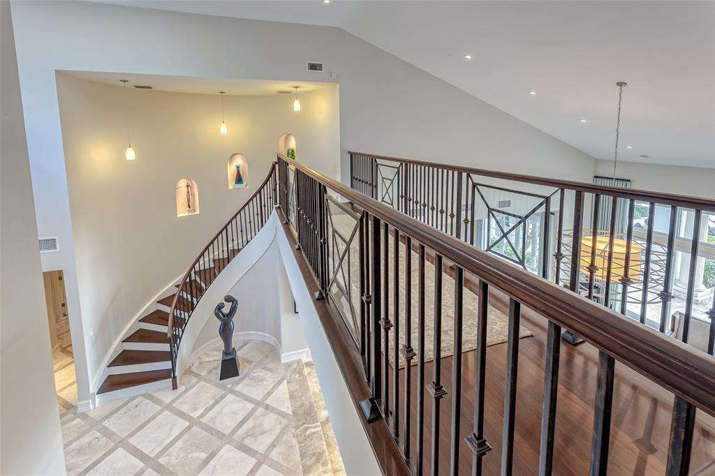 HARBOR BEACH - Residential Lease