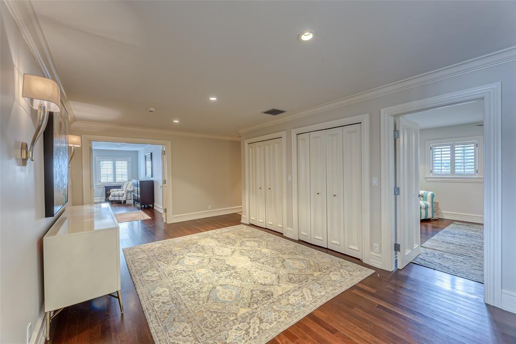 HARBOR BEACH - Residential Lease