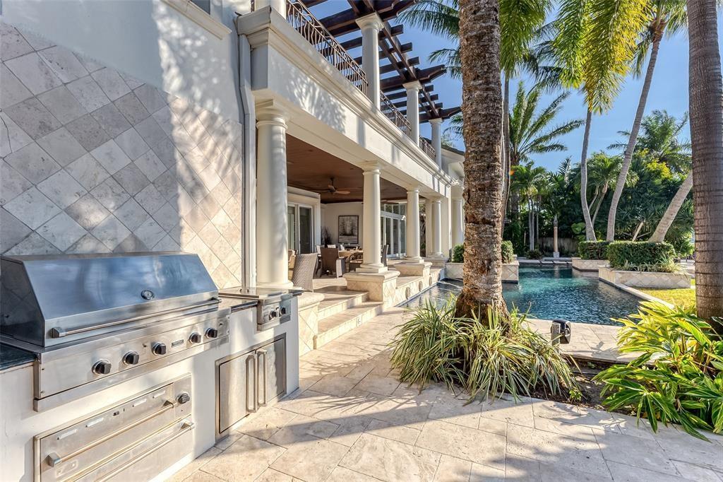 HARBOR BEACH - Residential Lease