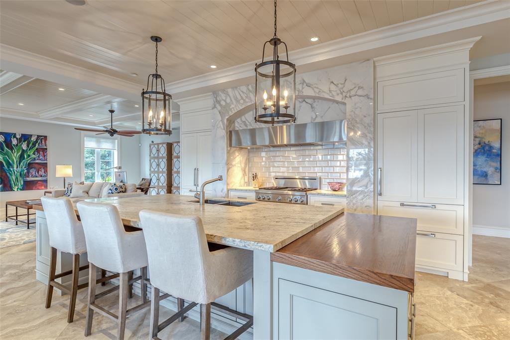 HARBOR BEACH - Residential Lease