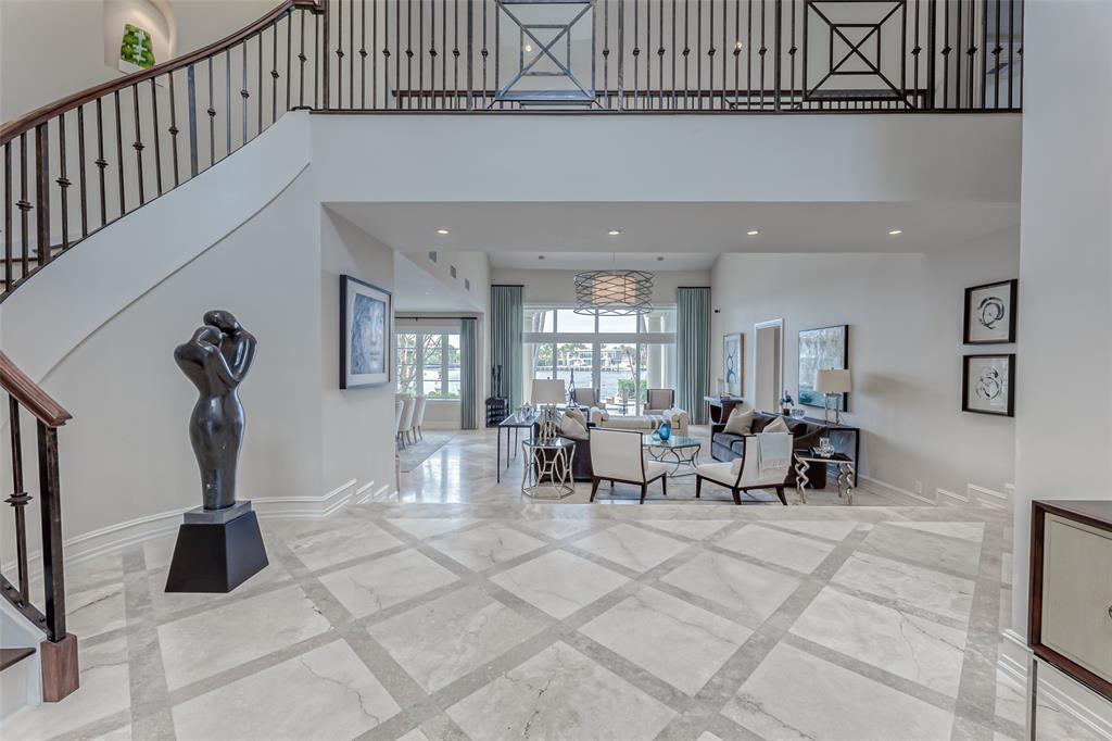 HARBOR BEACH - Residential Lease