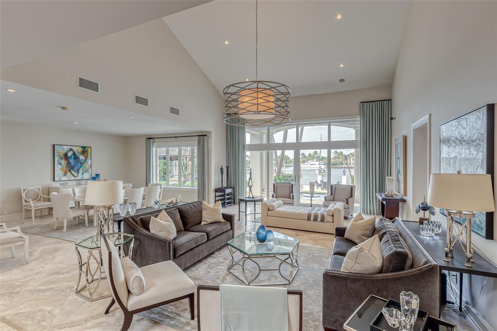 HARBOR BEACH - Residential Lease