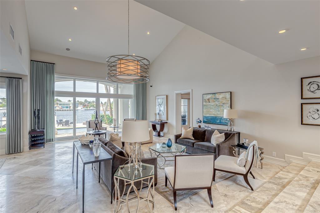 HARBOR BEACH - Residential Lease