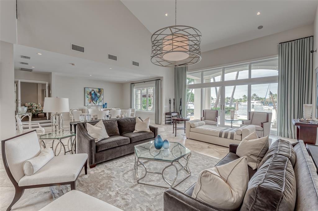 HARBOR BEACH - Residential Lease