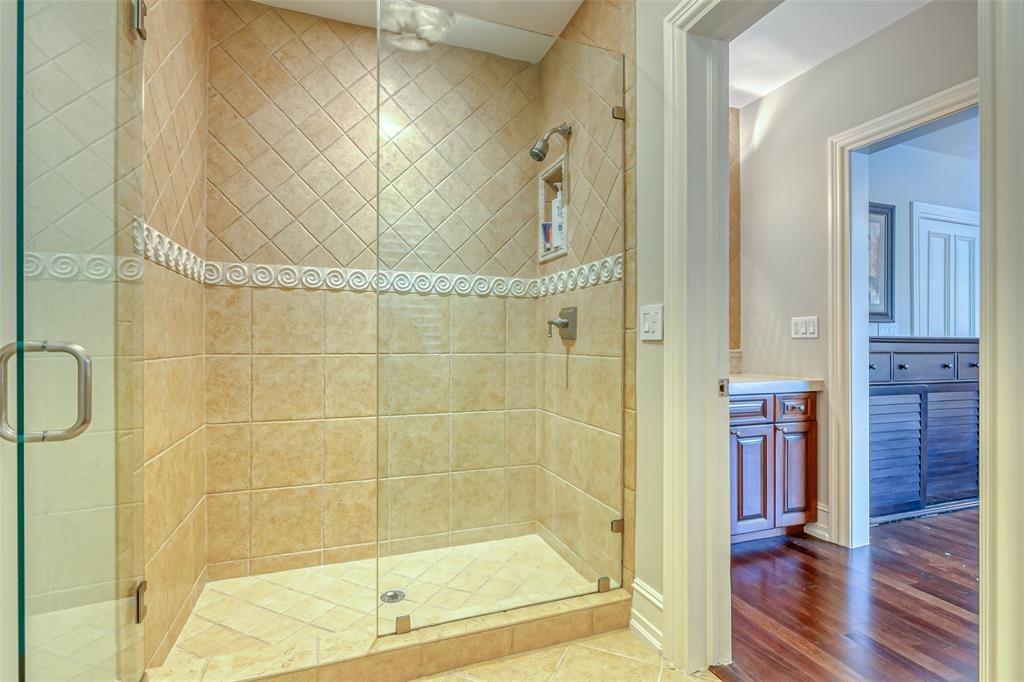 HARBOR BEACH - Residential Lease