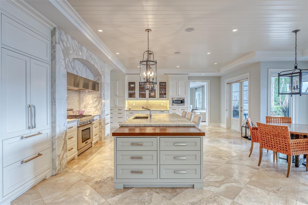 HARBOR BEACH - Residential Lease