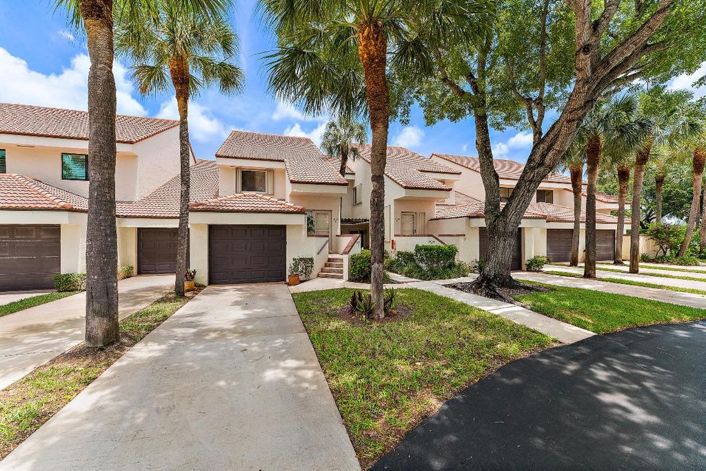 Photo of 404 Sea Oats Drive #B, Juno Beach, FL 33408 (MLS # R10918200)