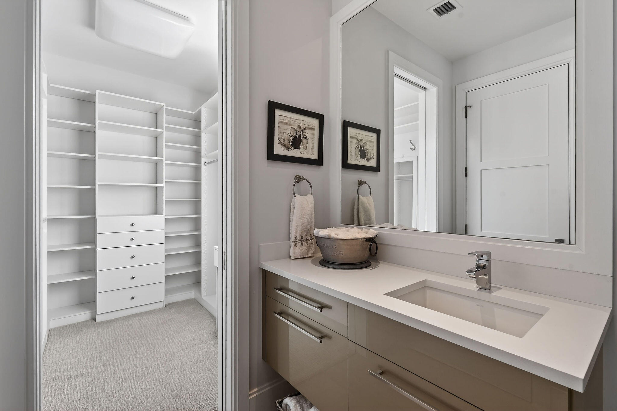 HARBOR PLACE - Residential