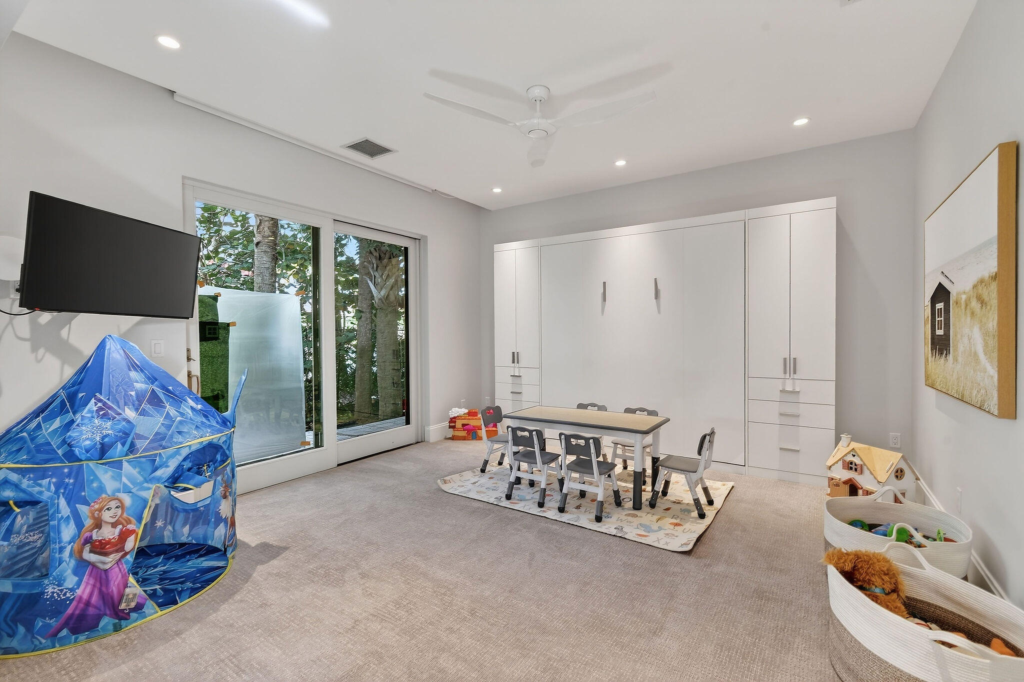 HARBOR PLACE - Residential