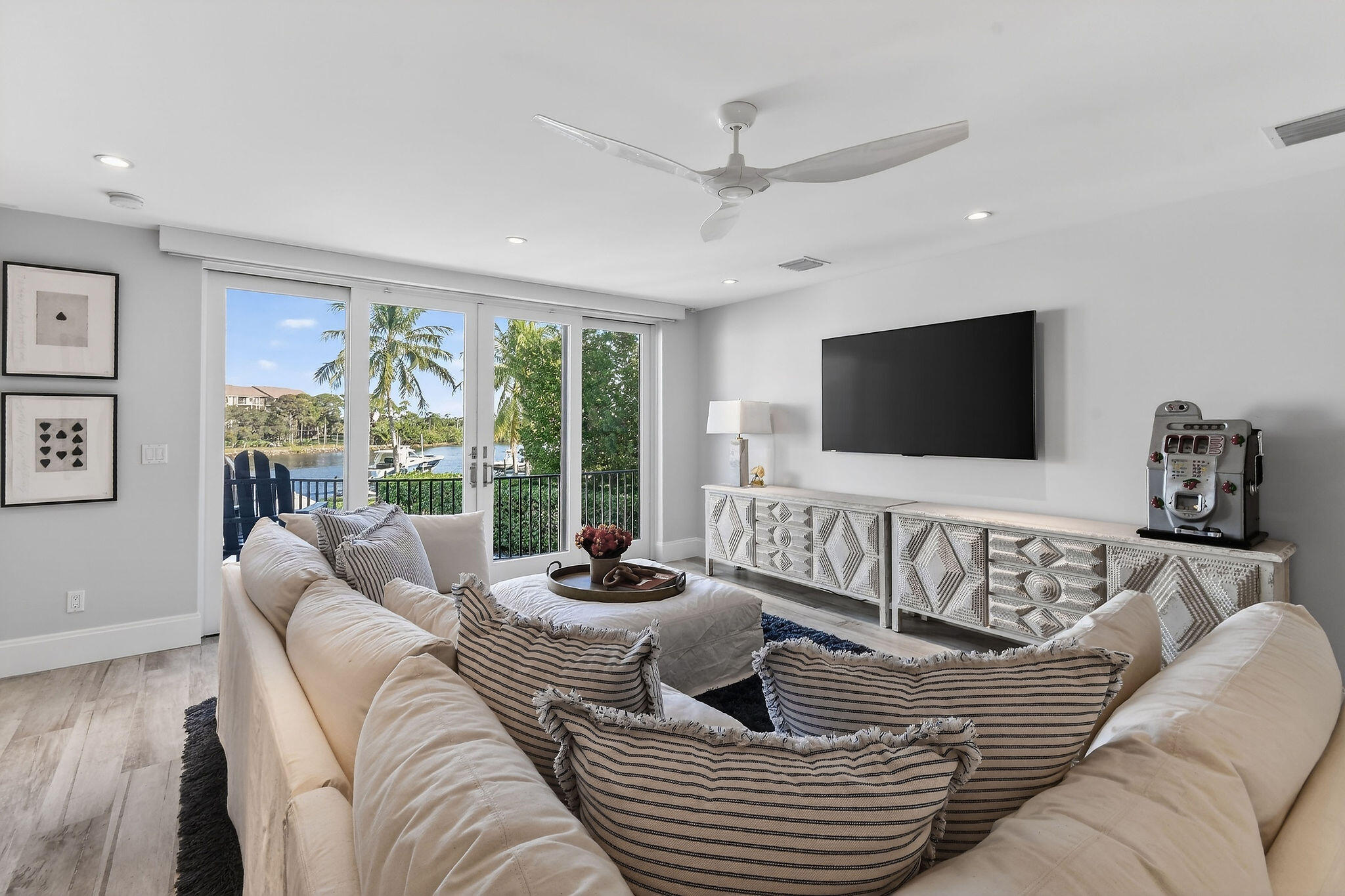 HARBOR PLACE - Residential