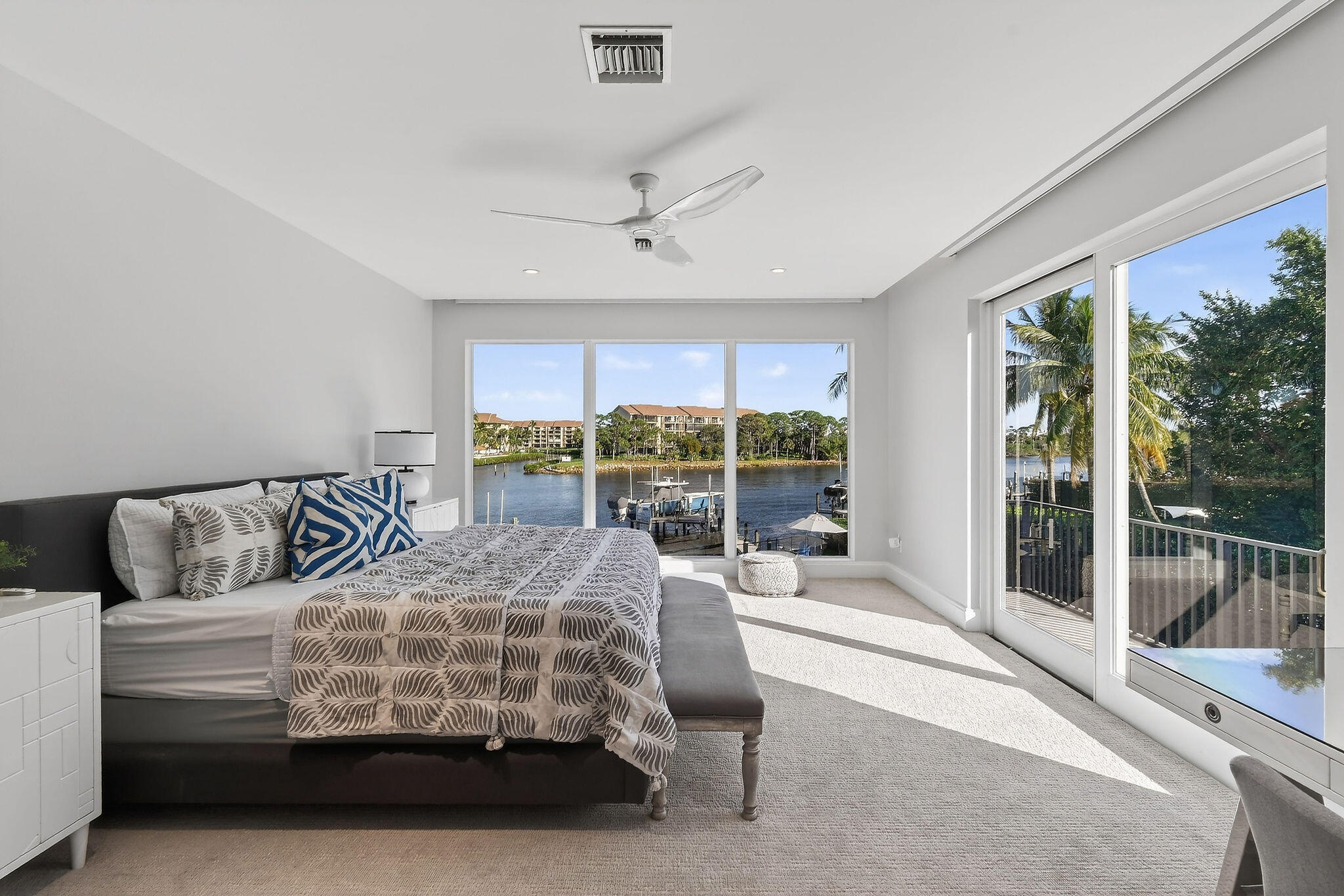 HARBOR PLACE - Residential