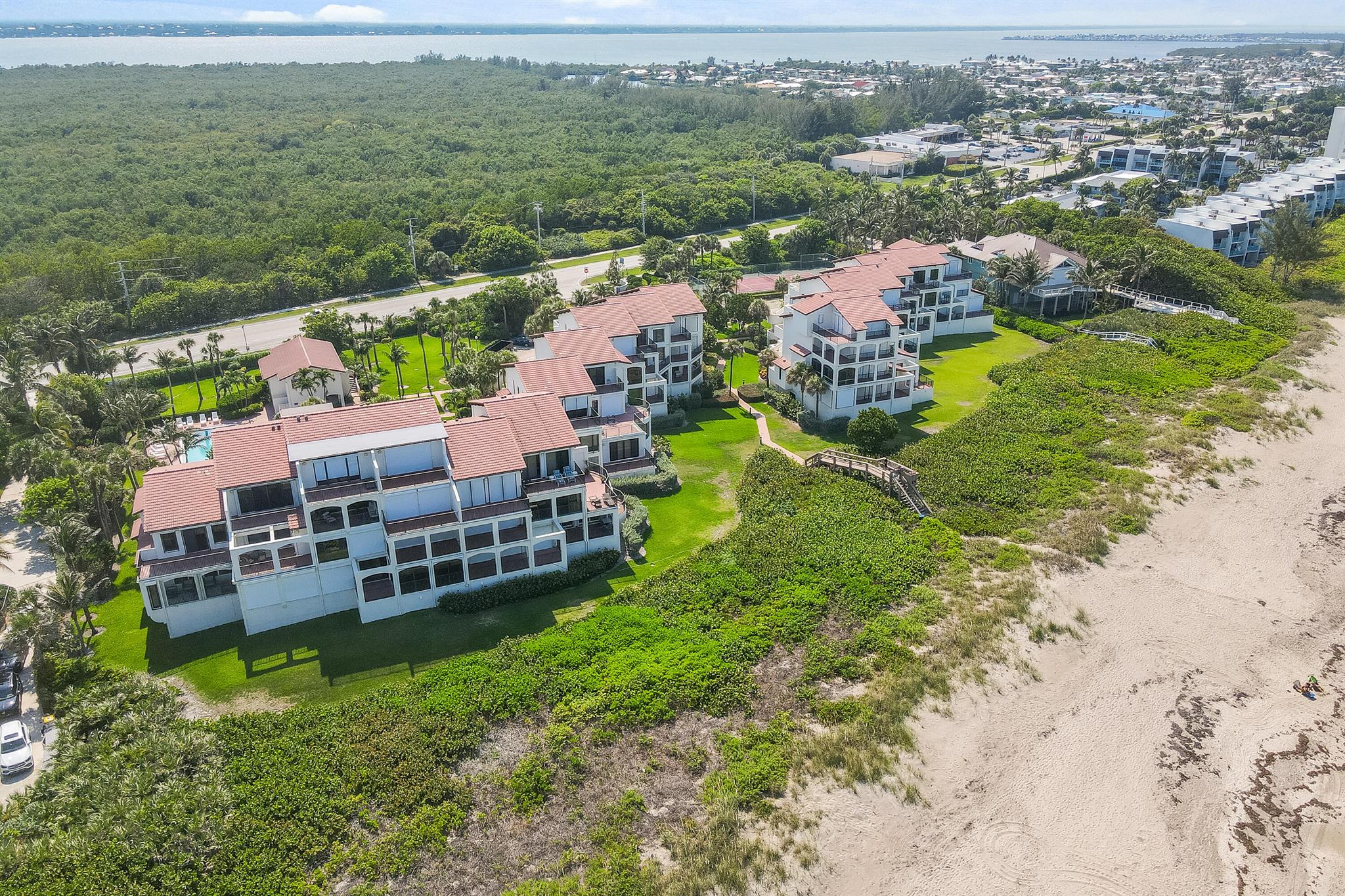 DUNE CONDO - Residential