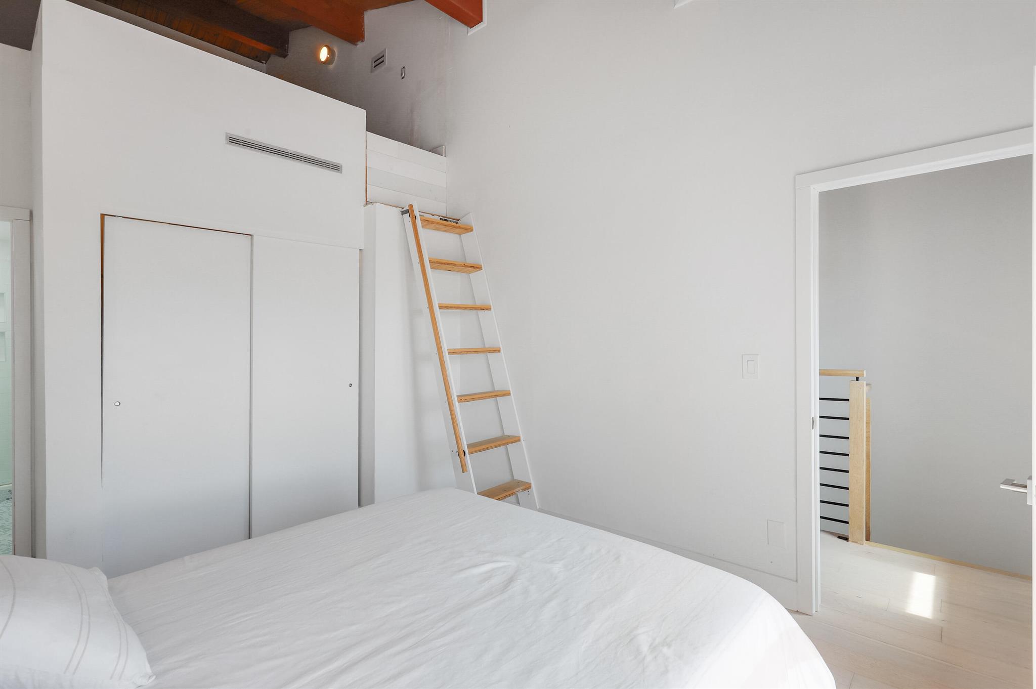 DUNE CONDO - Residential