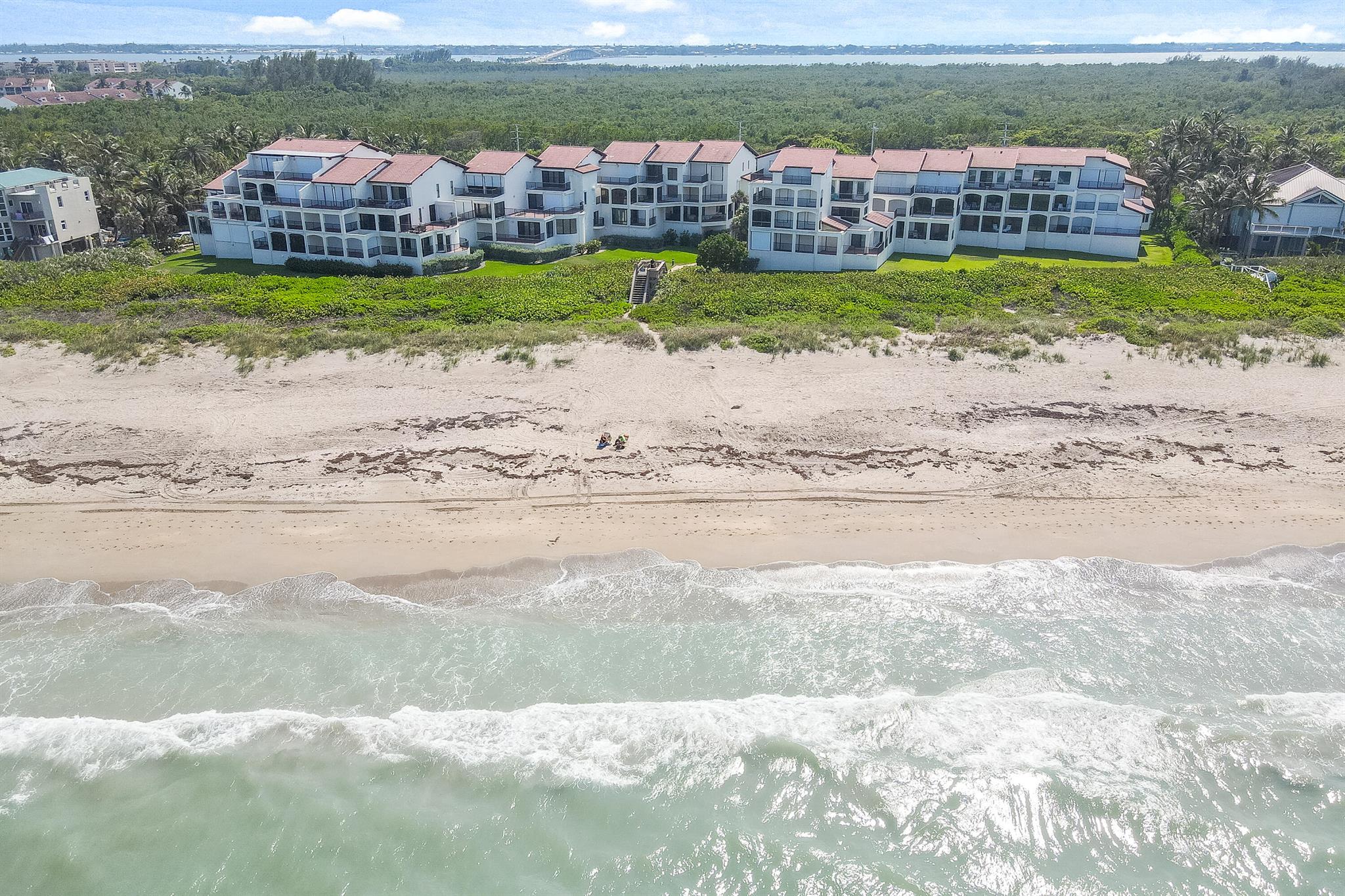 DUNE CONDO - Residential