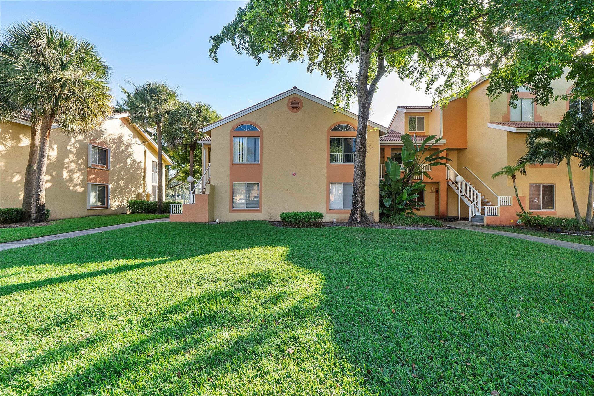 NAPOLI GARDENS - Residential Lease