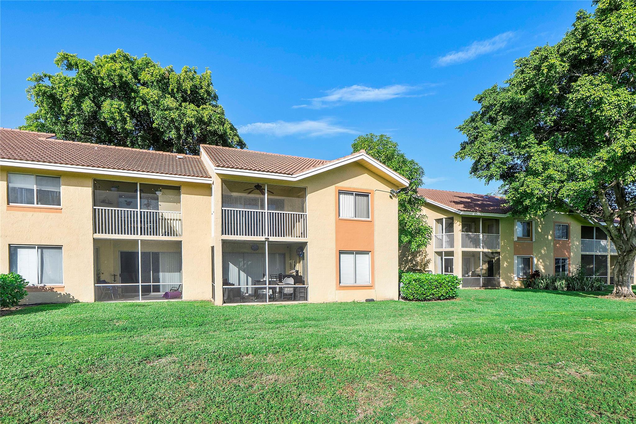 NAPOLI GARDENS - Residential Lease