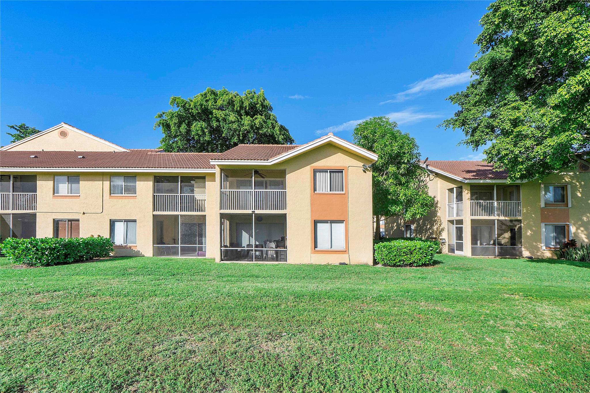 NAPOLI GARDENS - Residential Lease