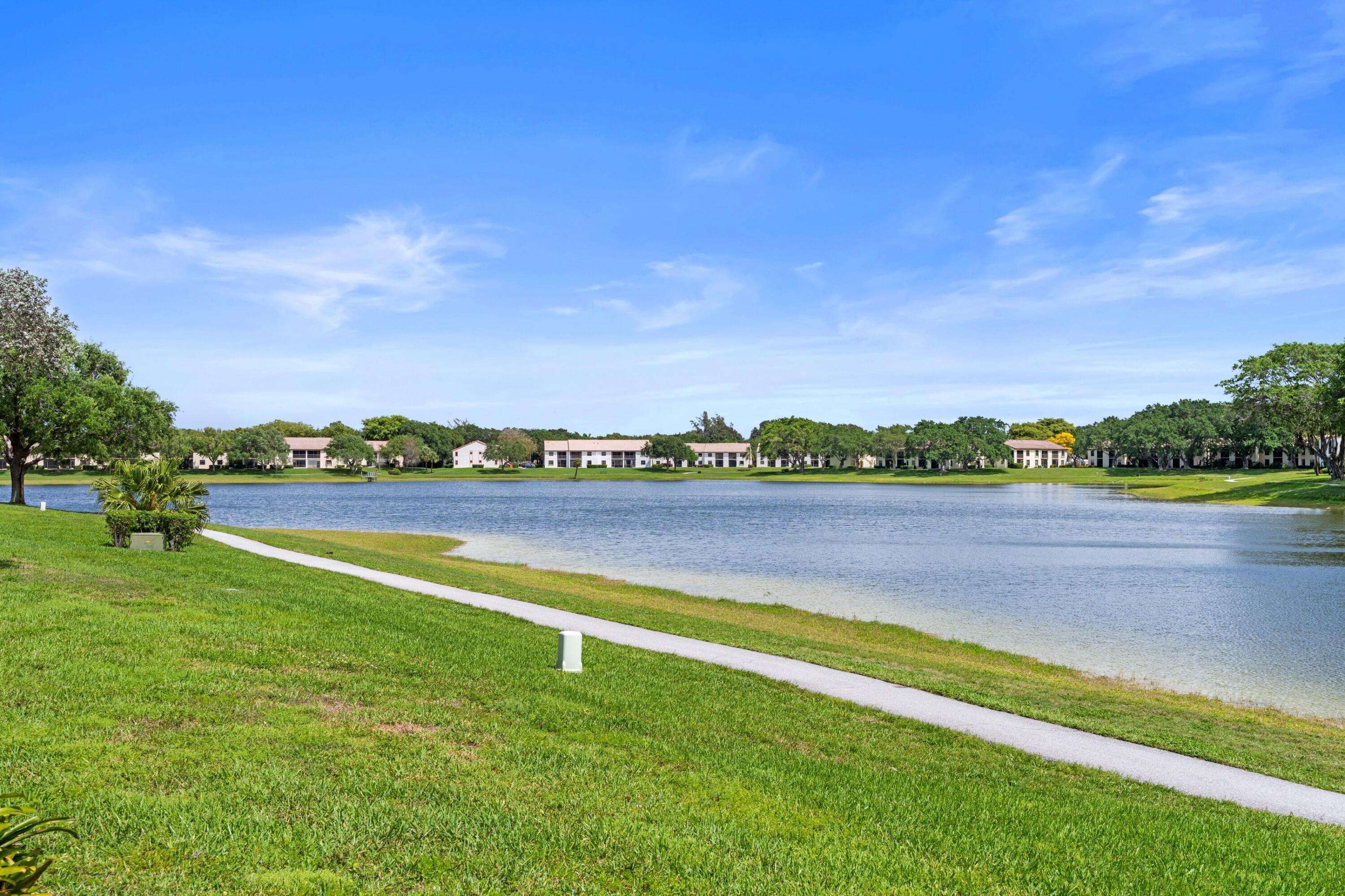 WINDWOOD UNIT II - Residential