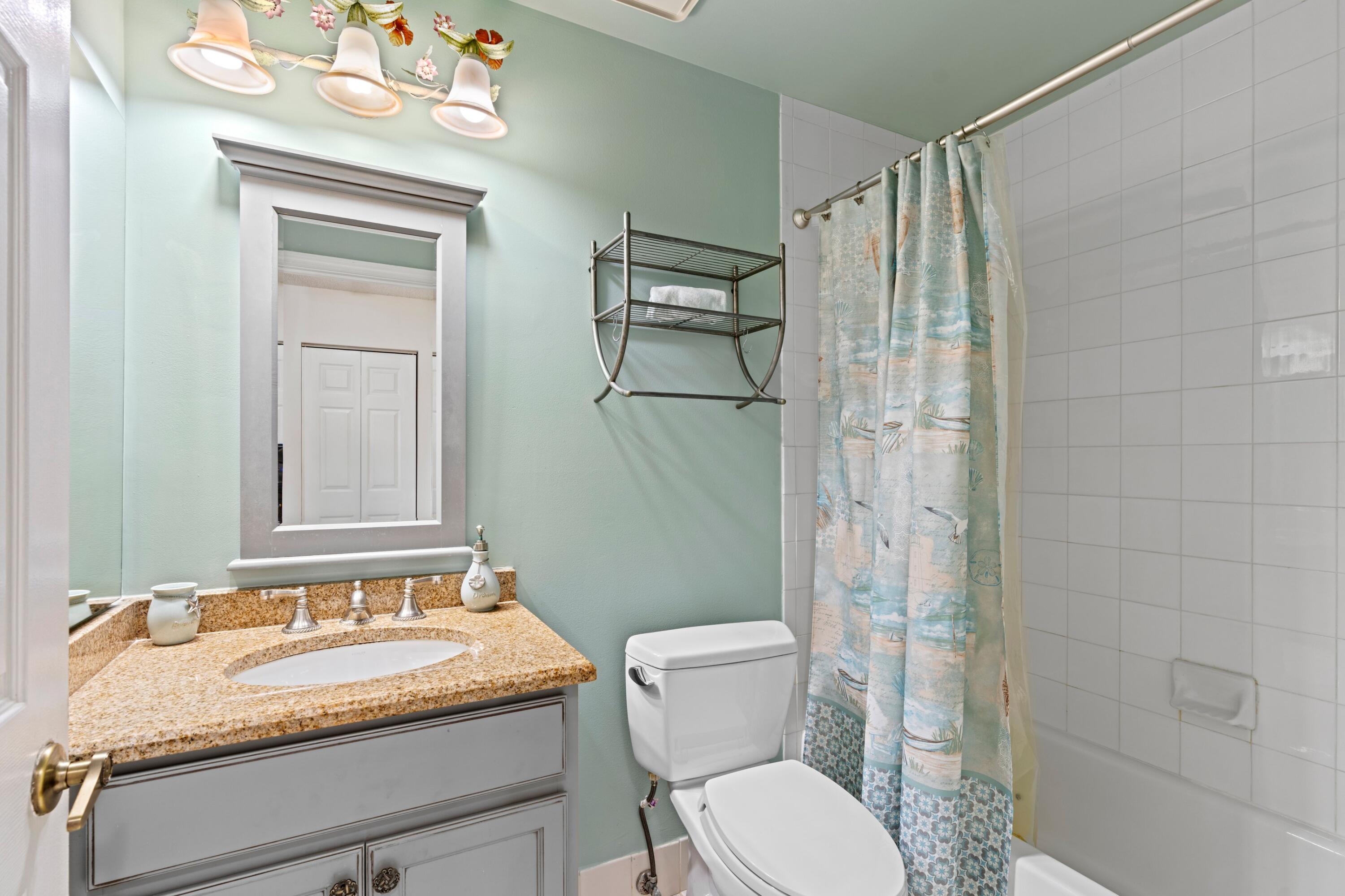 WINDWOOD UNIT II - Residential