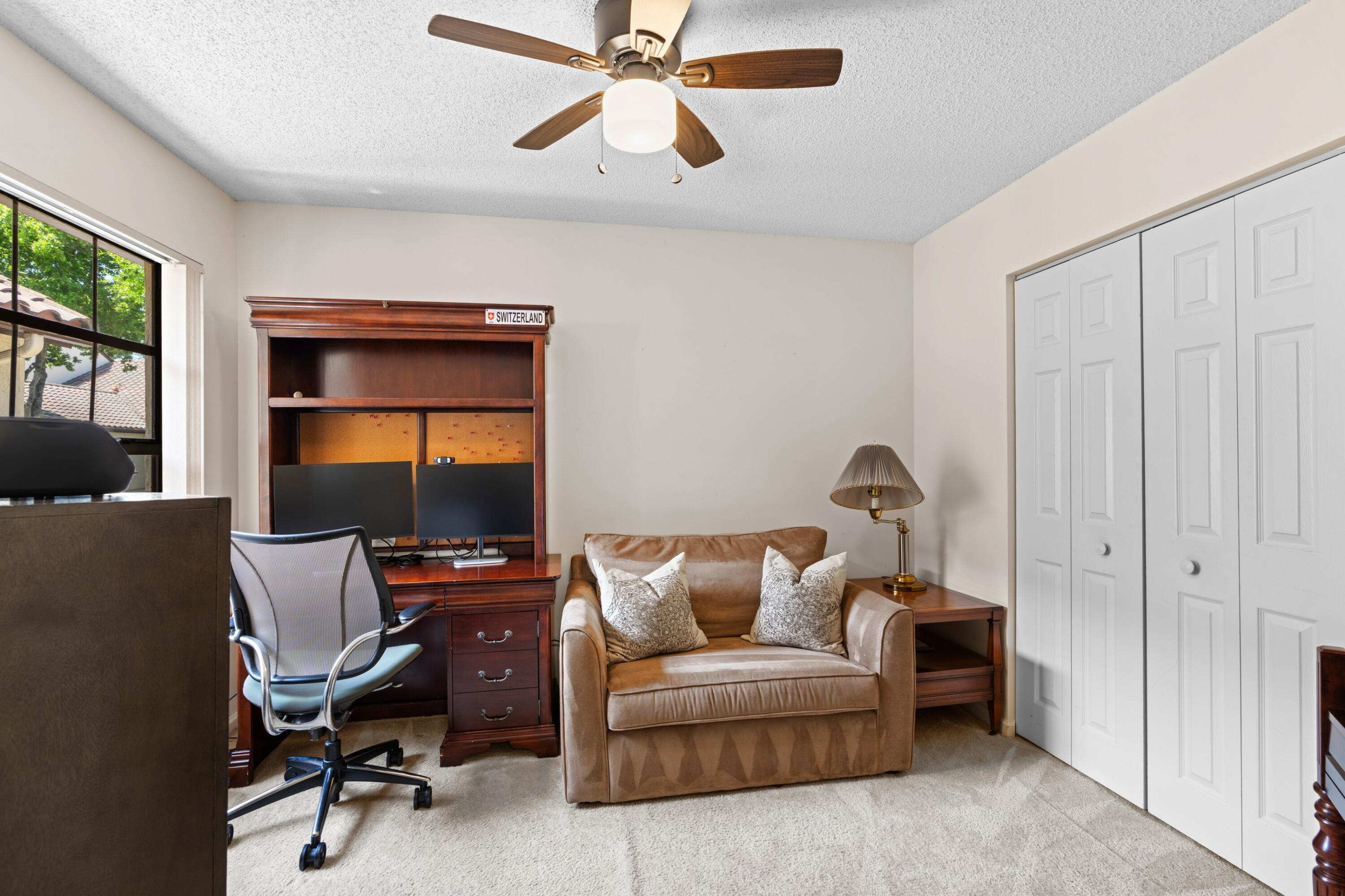 WINDWOOD UNIT II - Residential