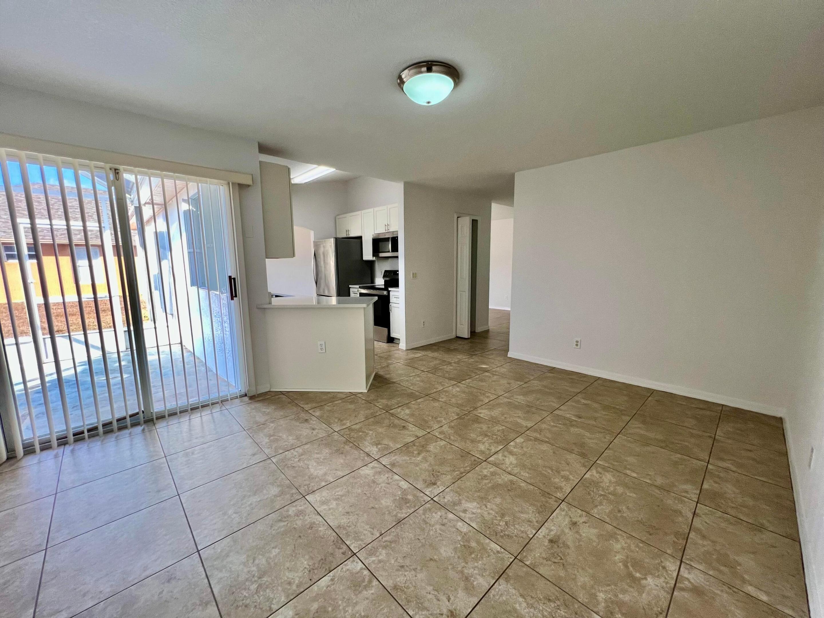 PORT ST LUCIE SECTION 44 - Residential Lease