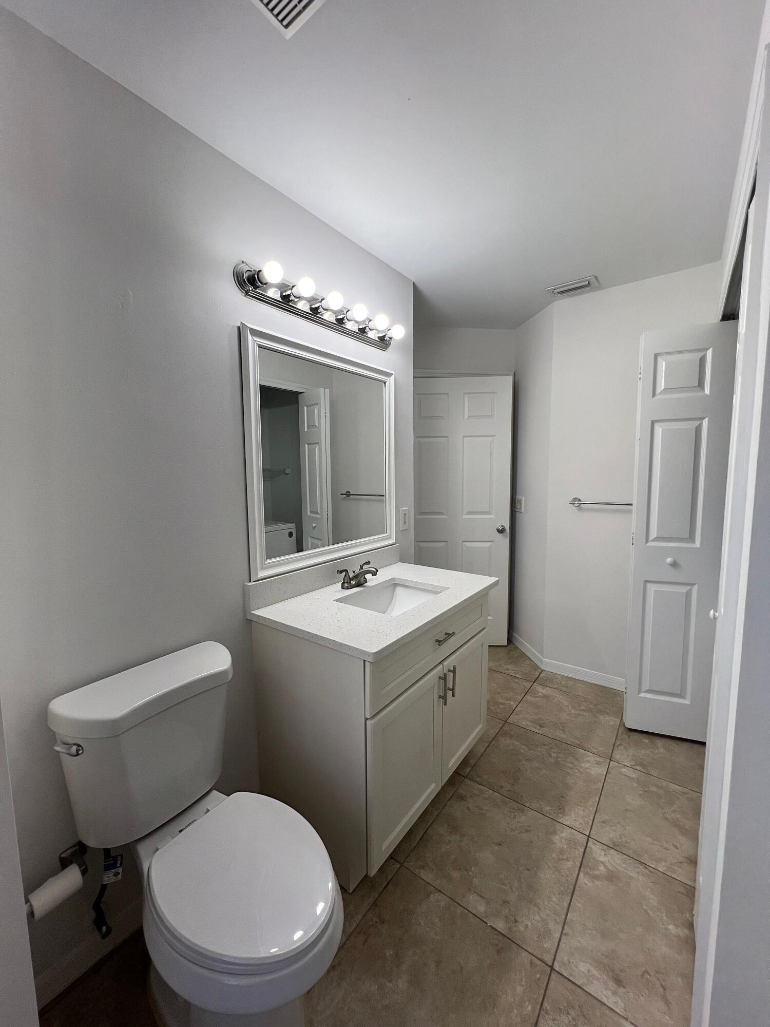 PORT ST LUCIE SECTION 44 - Residential Lease