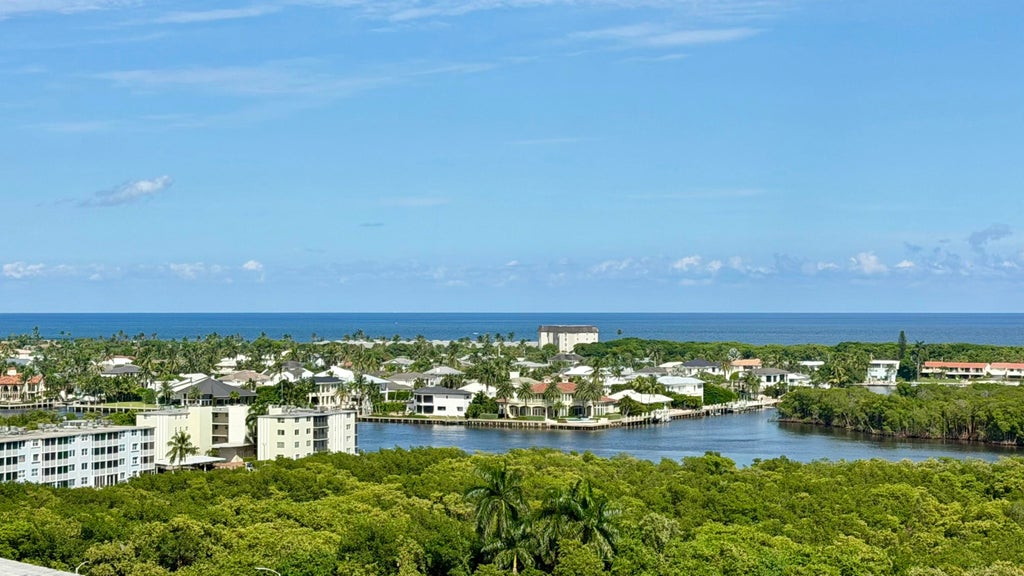 Photo of 450 N Federal Highway #1114, Boynton Beach, FL 33435 (MLS # B26082357)