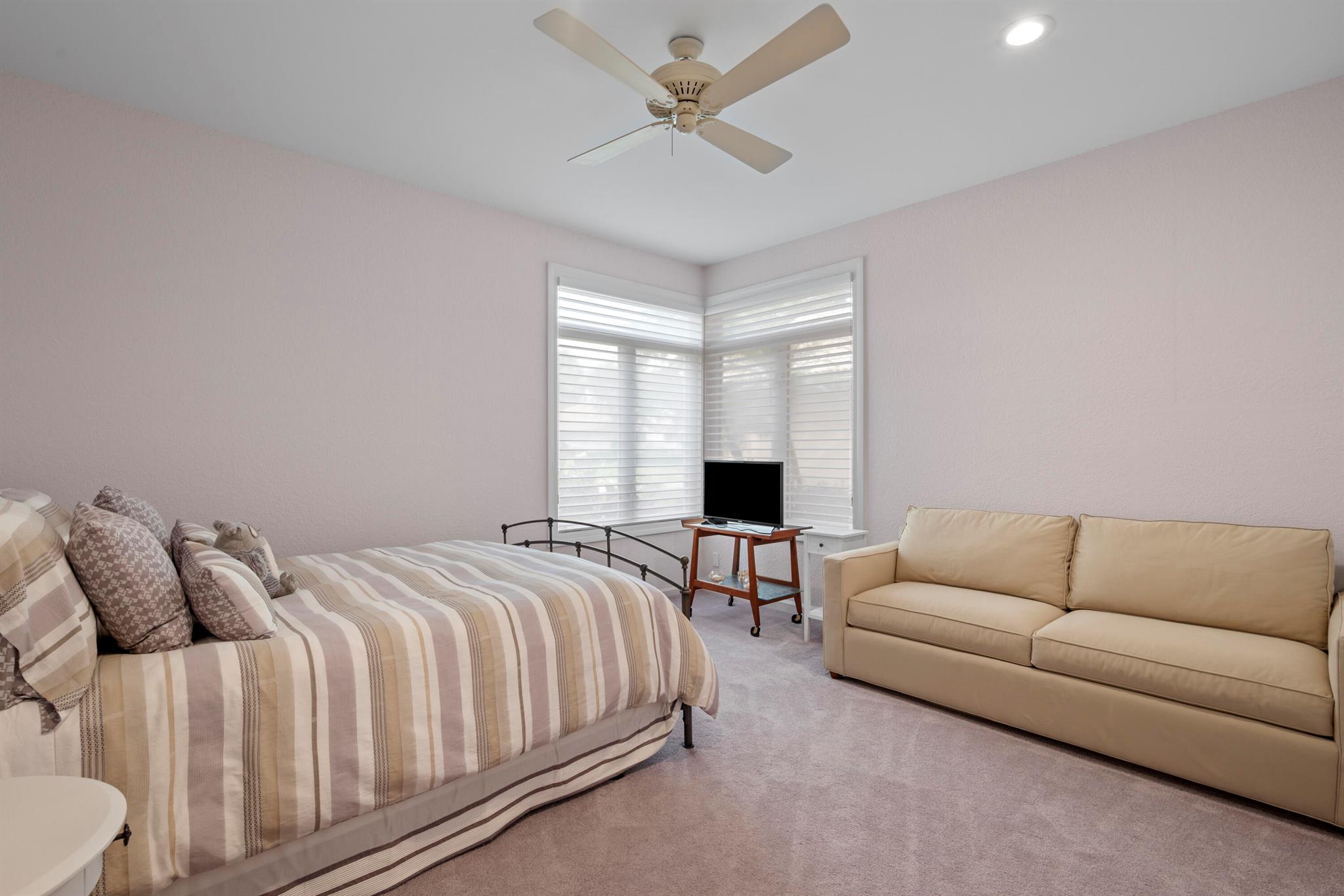 STONEBRIDGE 2 - Residential