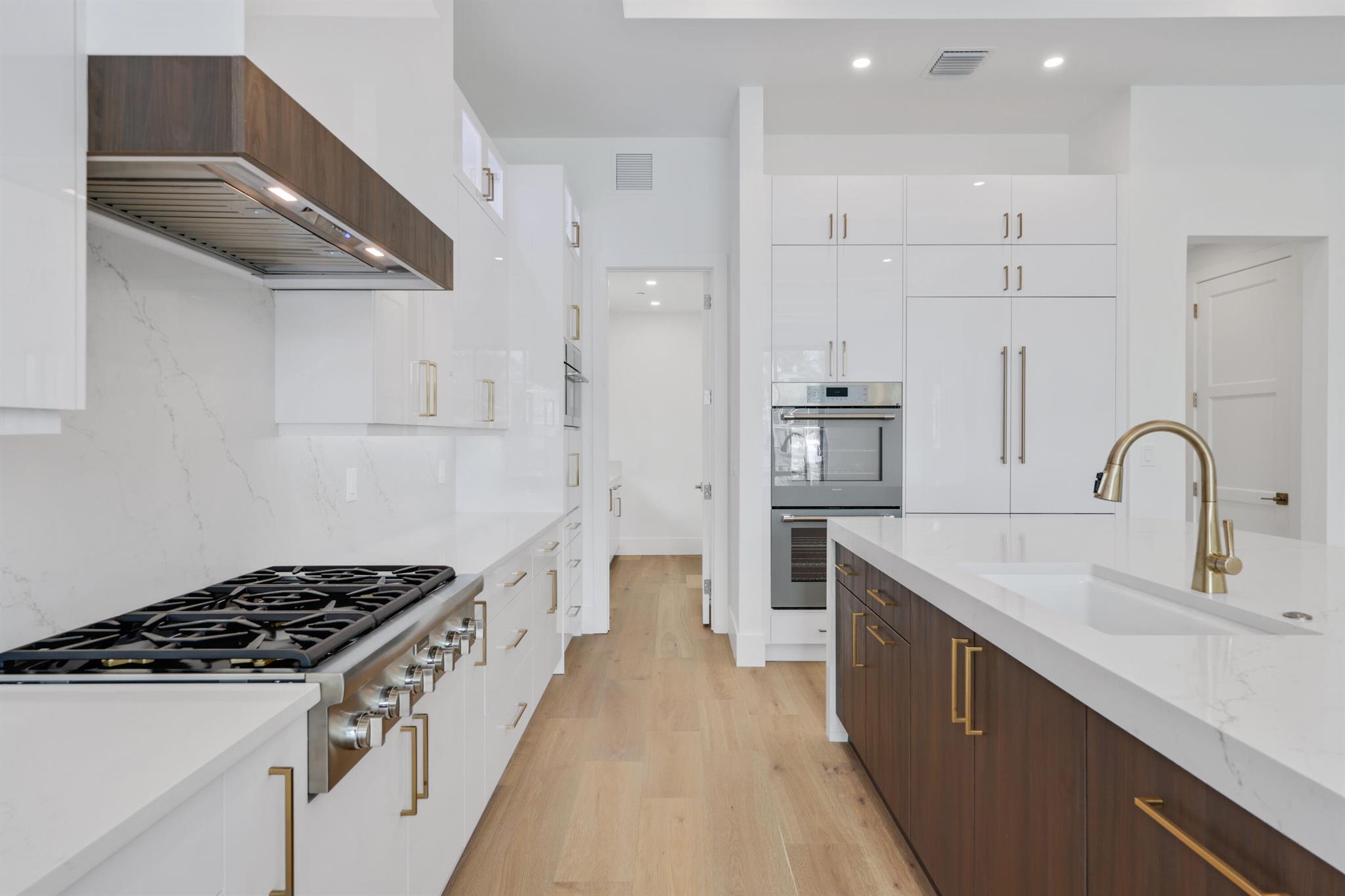 PALM BEACH ISLES 3 - Residential