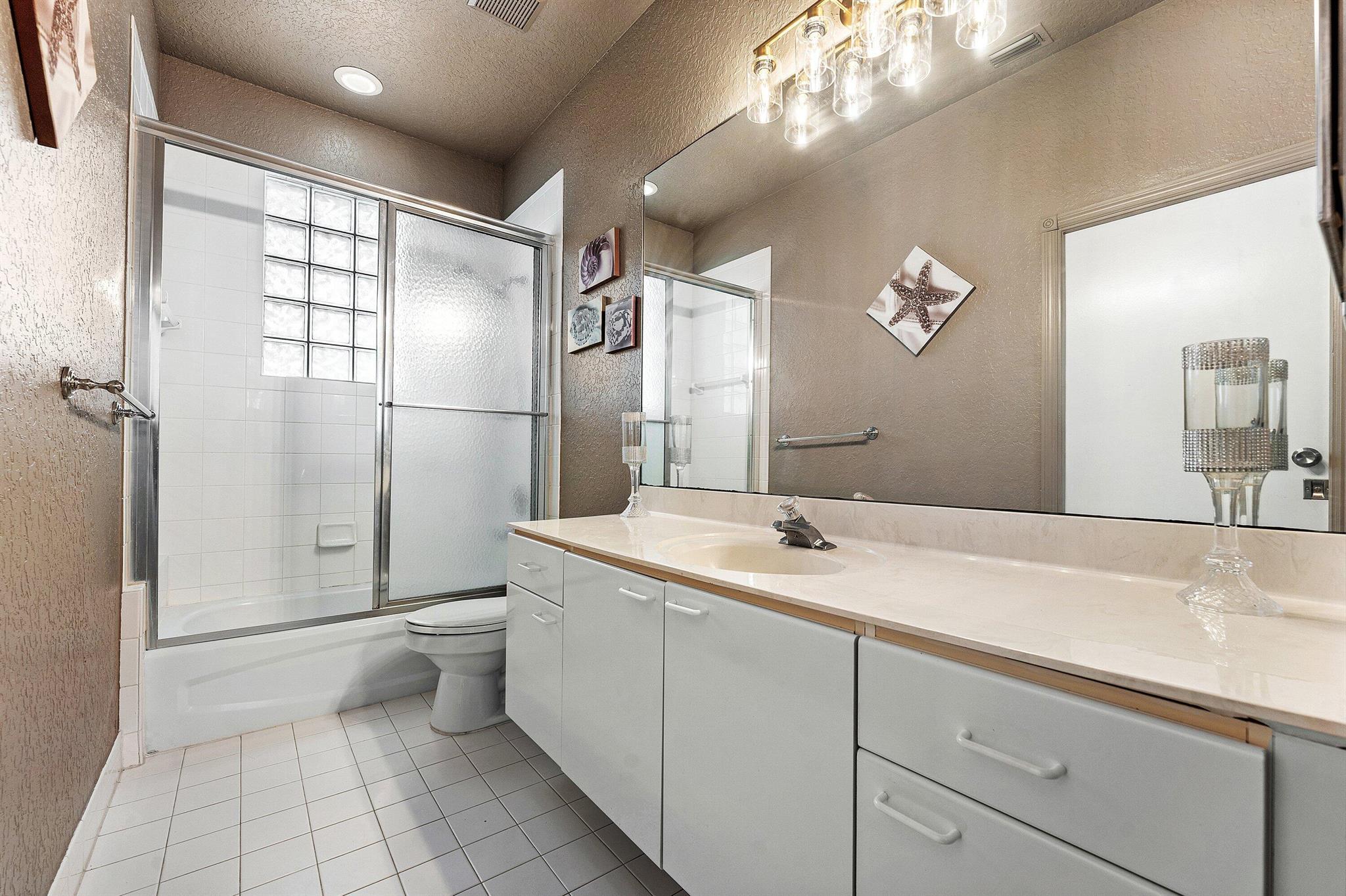 SHORES AT BOCA RATON - Residential